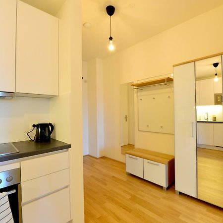 Self-Check-In With View & Free Parking Apartment Vienna Exterior photo