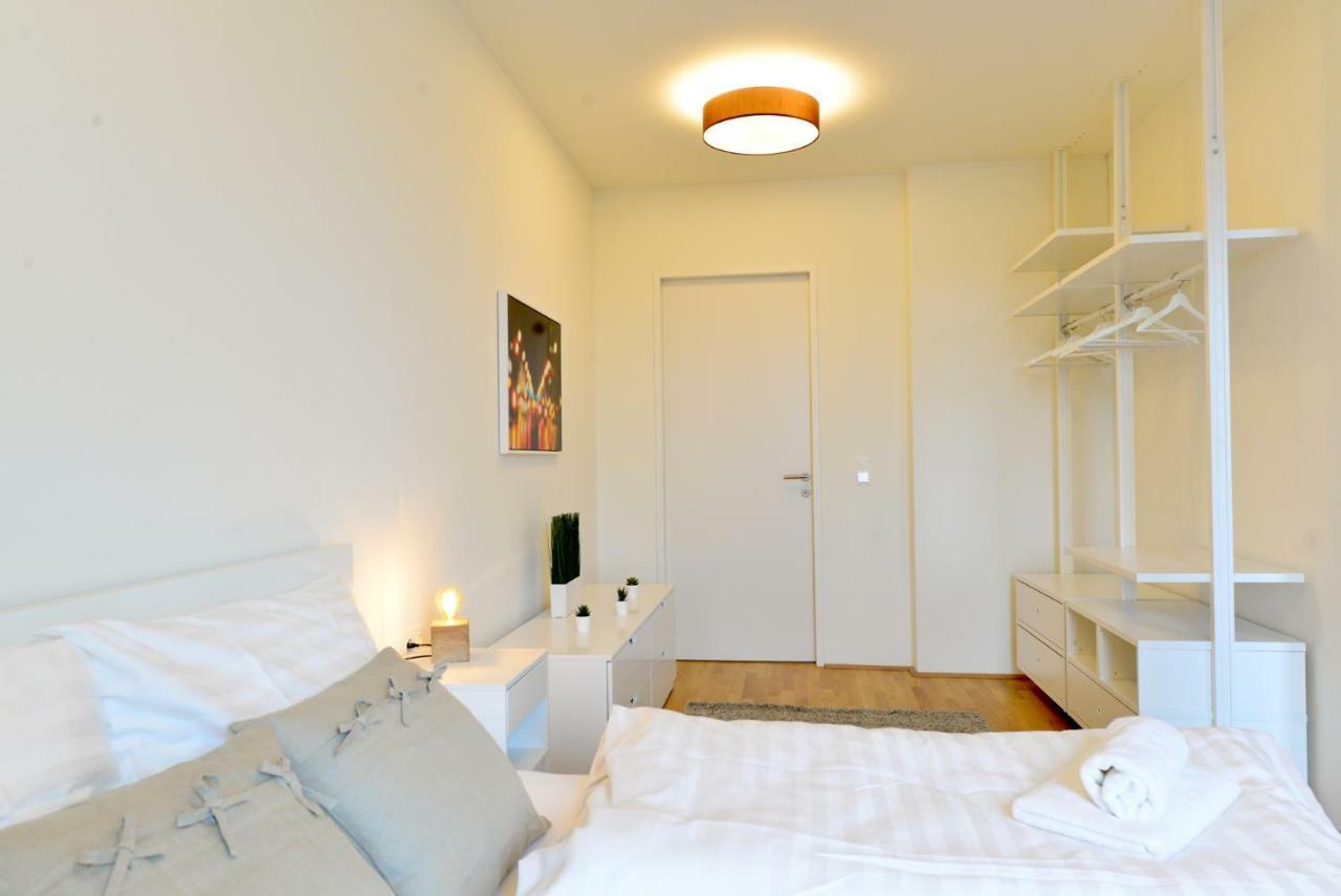 Self-Check-In With View & Free Parking Apartment Vienna Exterior photo